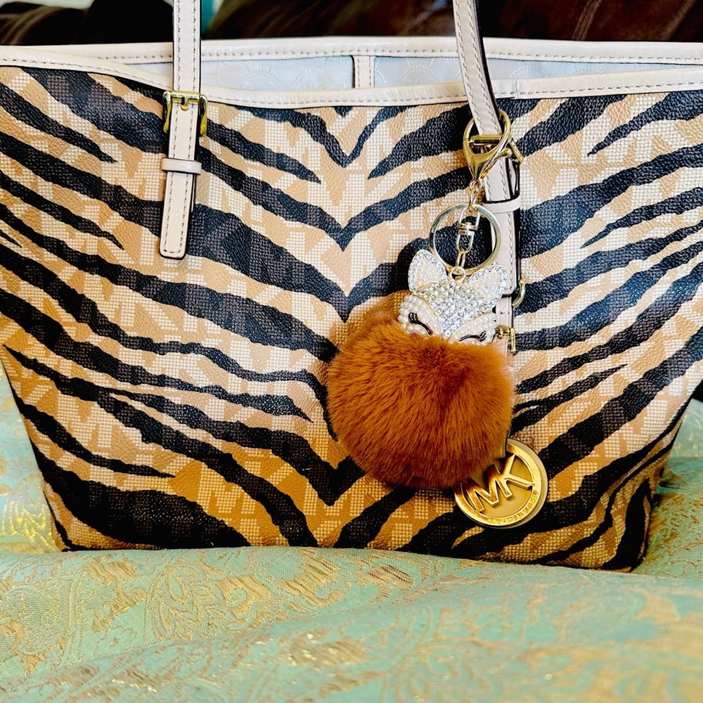 New Jeweled Pom Pom Bag Charm - Picture 2 of 7